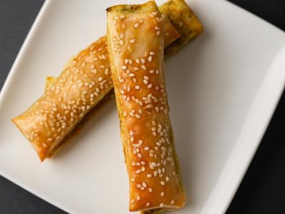 Bladerdeeg met pesto en kaas